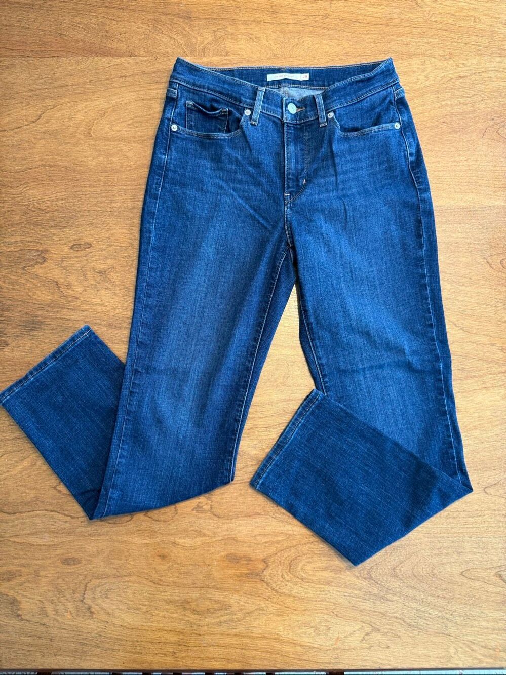 Levi Strauss & Co. Women's Classic Straight Mid-Rise Ankle Jeans Blue Size 28